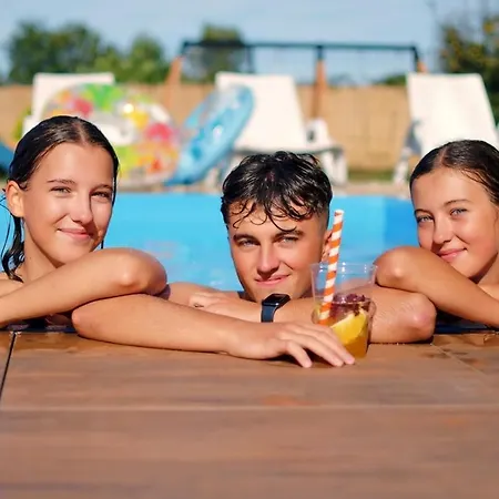 Parque de vacaciones Amberia 3*